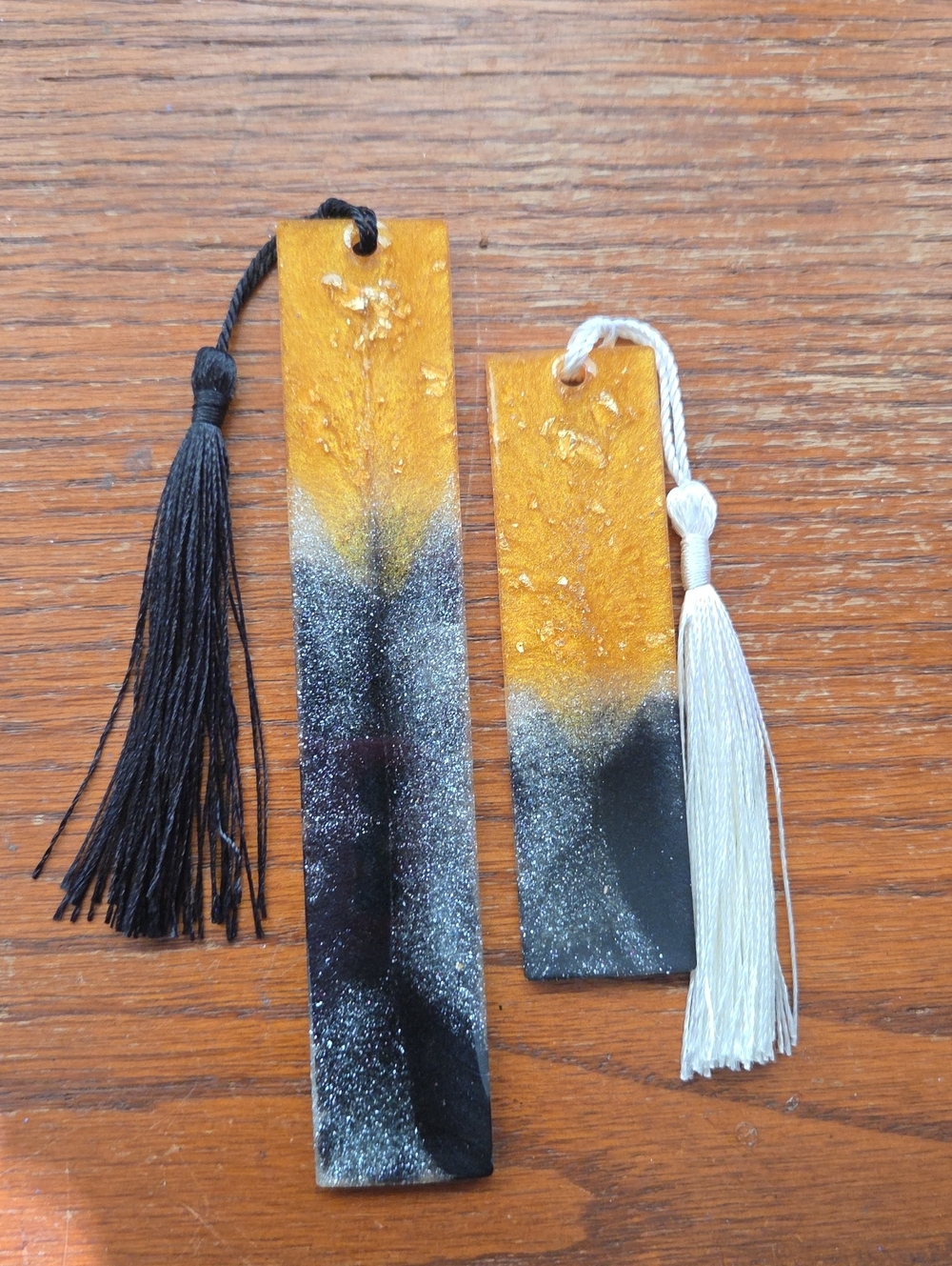 ✨️Handmade Gold, Black and Silver Resin Tassel Bookmarks - Set of 2